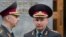 Новый министр обороны Украины Валерий Гелетей вместе с прежним министром Михаилом Ковалем