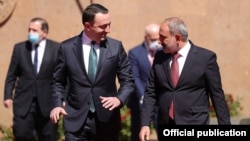 Հայաստանի և Վրաստանի վարչապետների հանդիպումներից, արխիվ