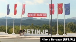 Ulaz u Cetinje, prijestonicu Crne Gore, septembar 2021. 
