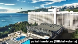 "Yalta-İnturist" musafirhanesi
