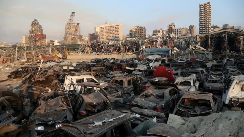 Во Бејрут 300.000 луѓе останаа без дом, штетата и до 5 милијарди долари