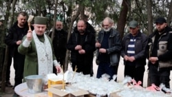 Ukraine Observes Easter As Short Truce With Russia Fails To Hold
