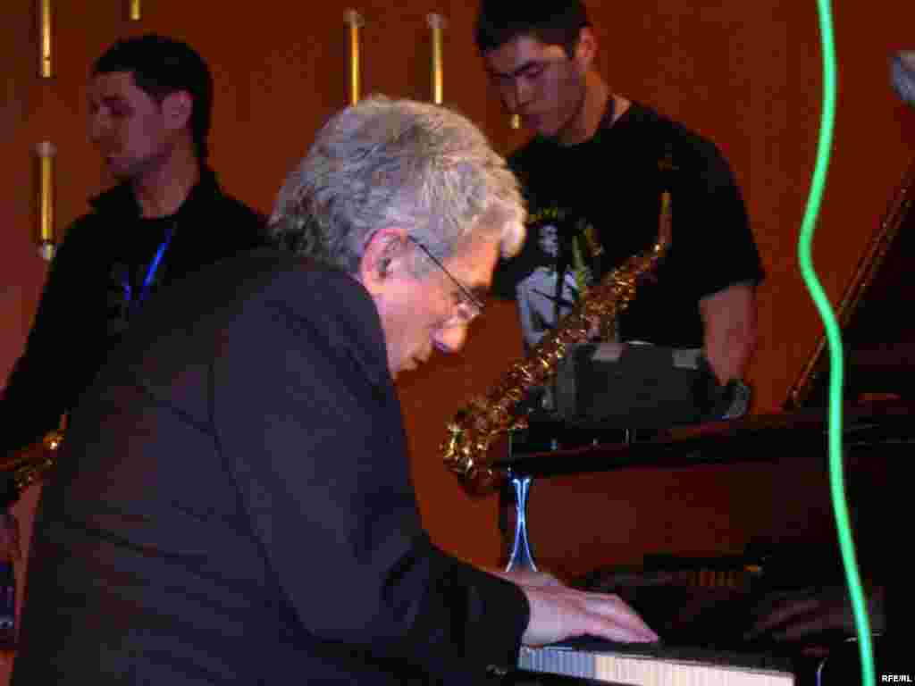 Ҷашни ҷазз дар Душанбе #17