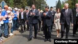 Президент Китаю відвідує металургійний завод Zelezara Smederevo, 19 червня 2016 року 