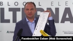 Primarul degrevat Ion Ceban a prezentat la o conferință de presă un buletin de vot cu mențiunea „Model”, pe care l-a comandat de la o tipografie din capitală pentru a informa alegătorii