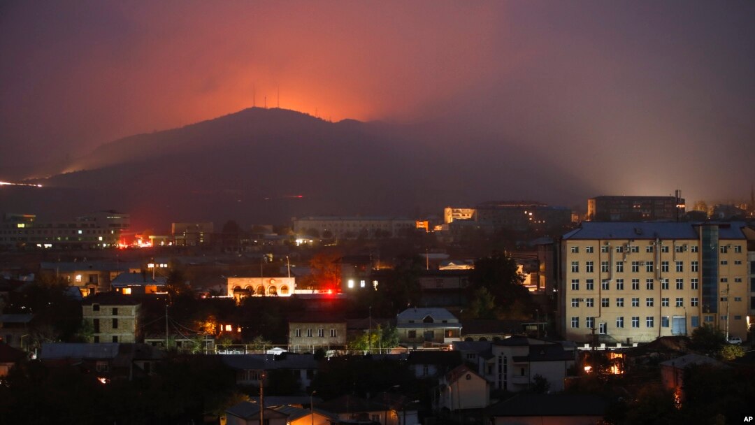 Eksplozija tokom borbi između jermenskih i azerbejdžanskih snaga u blizini grada Šuša (Susa), 5. novembar 