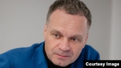 Экономический обозреватель Вячеслав Ширяев