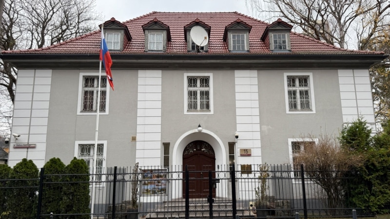 პოლონეთი ამ ქვეყანაში რუსეთის ბოლო საკონსულოს ხურავს