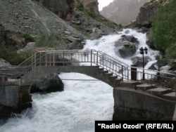 Рӯдхонаи Паткуноб дар Дарвоз