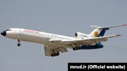 یک هواپیمای مدل ام دی(مک دانل داگلاس) متعلق به هواپیمایی تابان