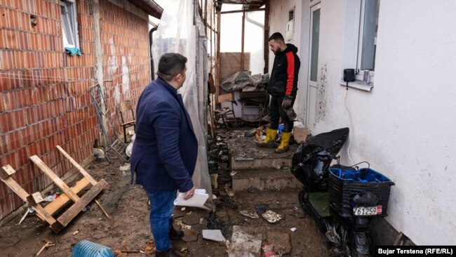 “Presim të bëhet më mirë”: Pasojat që lanë mbrapa vërshimet në Kosovë