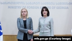 მაკა ბოჭორიშვილი და ელინა ვალტონენი