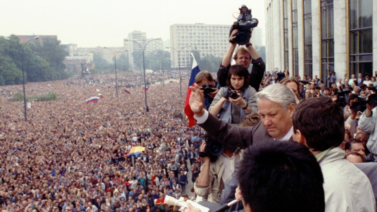 События происходившие 19 августа. ГКЧП август 1991. Ельцин 1991 ГКЧП. Ельцин в августе 1991. ГКЧП 19 августа 1991 года.