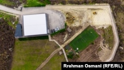 Pamje nga lart të Qendrës Nacionale të Xhudos në Pejë, pranë së cilës do të ndërtohet një palestër dhe qendër e re multifunksionale për Lojërat Mesdhetare 2030.