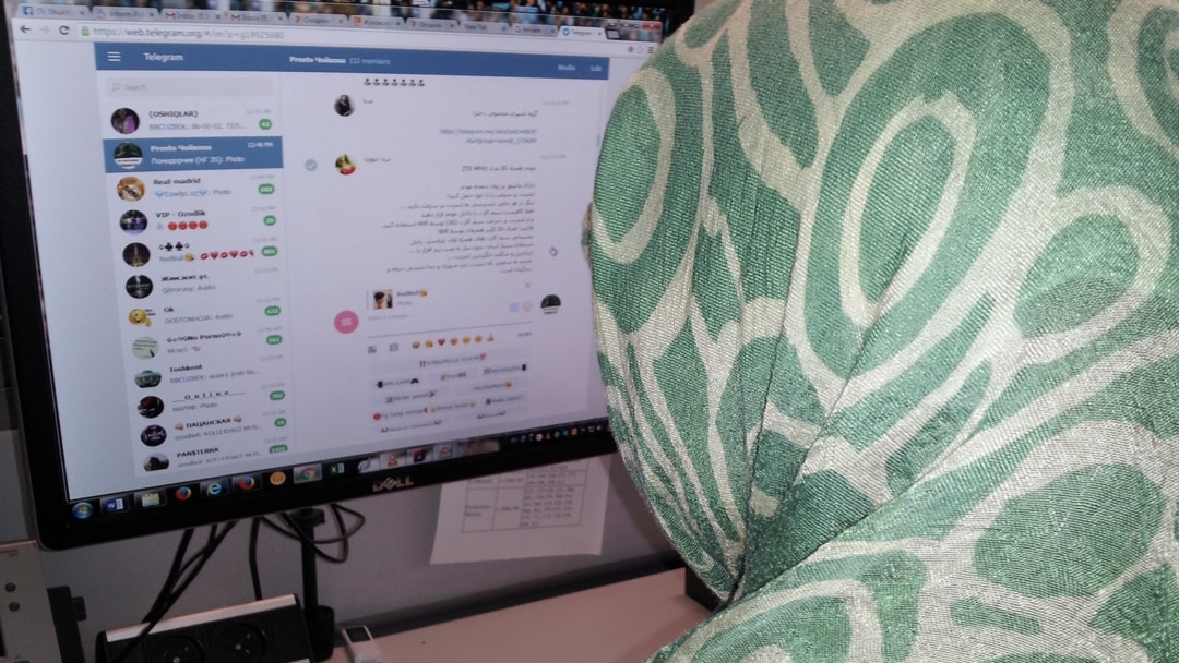 Жалаңаш жауынгер қыздың суреті