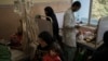 متوقف شدن کمک‌های بانک جهانی در افغانستان؛ ازدحام بیماران در شفاخانه‌ها