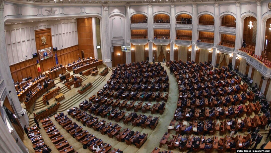 Deputații au trecut cu 150 de voturi la 70 Legea organizării judiciare, care acordă o superputere președinților de instanțe.