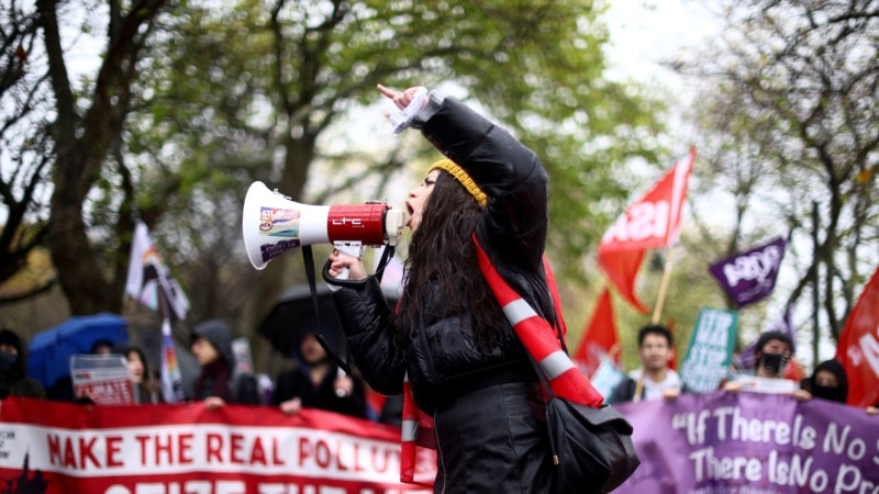 Демонстрации во Глазгов- нема итност во борбата со климатските промени