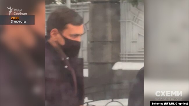 "Переговорщик" Фирташа, которого объявляли в розыск, посещал Офис Зеленского - "Схемы" "Переговорщик" Фирташа, которого объявляли в розыск, посещал Офис Зеленского - "Схемы"