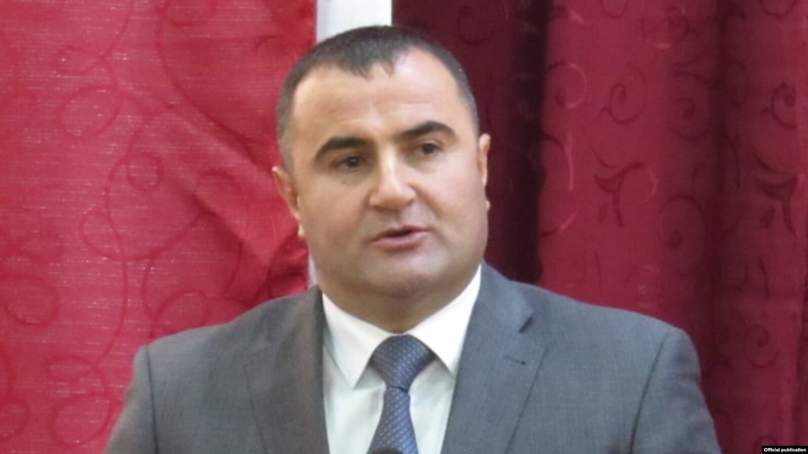 Алишер Мирзонаботов