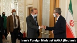 دیدار علی باقری و انریکه مورا در تهران در ۲۲ مهر امسال