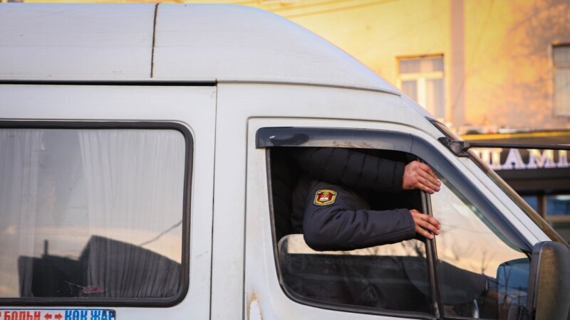 В Бишкеке при столкновении двух маршруток пострадали 18 человек