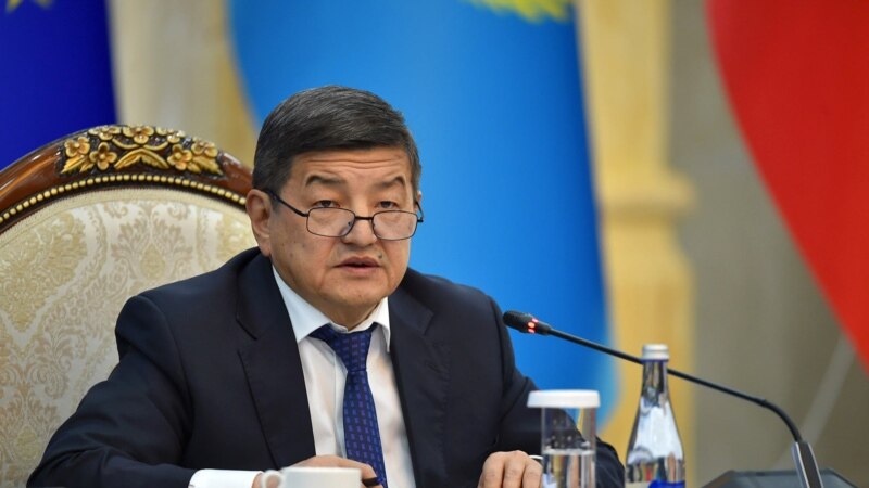 ЖККУ: Жапаров Казакстанда кармалган кыргыз жарандары тууралуу сөз кылды  
