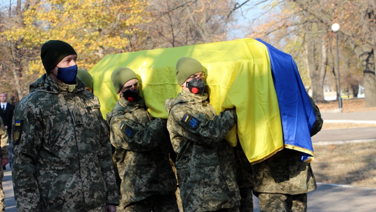 У Запоріжжі попрощалися із загиблим 27 жовтня на Донбасі бійцем
