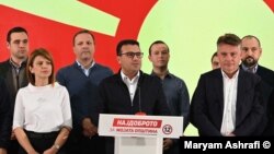 Zoran Zaev je na konferenciji za novinare (na fotografiji) podnio ostavku na mjesto predsjednika SDSM-a i premijera nakon poraza na lokalnim izborima 31. oktobra 2021.