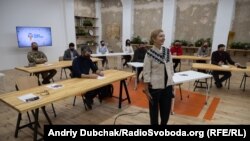 Радіодиктант починається у медіахабі Українського радіо, 9 листопада 2021 року 