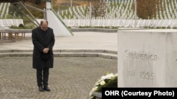 Visoki predstavnik Christian Schmidt u Potočarima, Srebrenica, Bosna i Hercegovina, 29. oktobar 2021.
