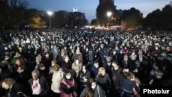 Armenia - Supporters of former President Robert Kocharian attend an opposition rally in Yerevan, November 8, 2021.