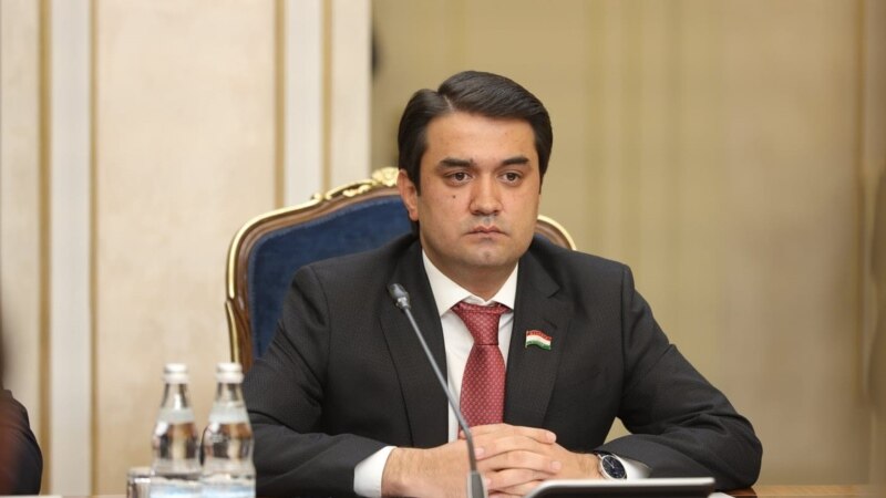 Täjik prezidentiniň ogly Rustam Emomali resmi sapar bilen Aşgabada bardy
