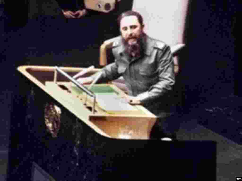 NATIONS UNIES, UNITED NATIONS : Cuban President Fidel Castro, as chairman of the 93-member Non-Aligned Nations group, delivers a speech at the United Nations general assembly, in October 1979.