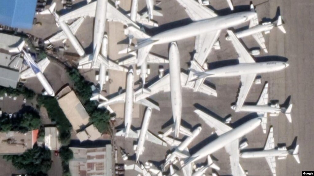 نمایی از فرودگاه مهرآباد که توسط گوگل‌مپ ثبت شده و اولین‌بار در وب‌سایت «ردیت» منتشر شد