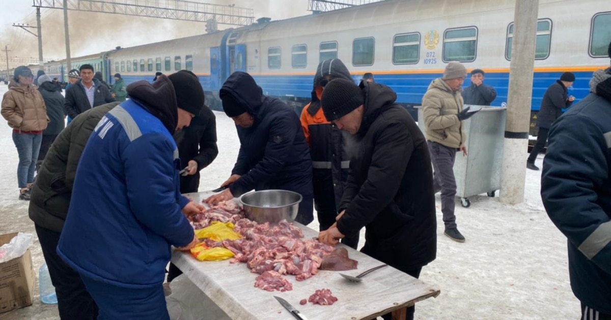 Кемпірлердің лас суреттері
