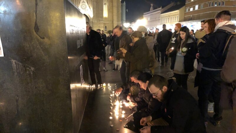 Protest protiv nasilja u Novom Sadu zbog ubistva uličnog svirača