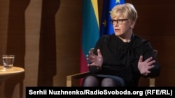 Інґріда Шимоніте, за її словами, «поганий експерт у російській поп-музиці», але знає, що концерти російських артистів у Криму – значна обставина при оголошенні особи персоною нон ґрата