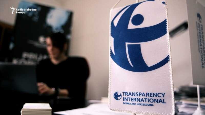 Transparency International: Кыргызстанда жемкорлук азайган жок