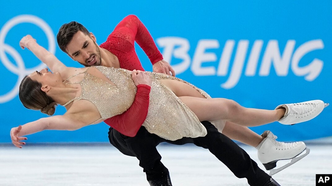 Жыныстық қатынастағы корпоративтік кештер