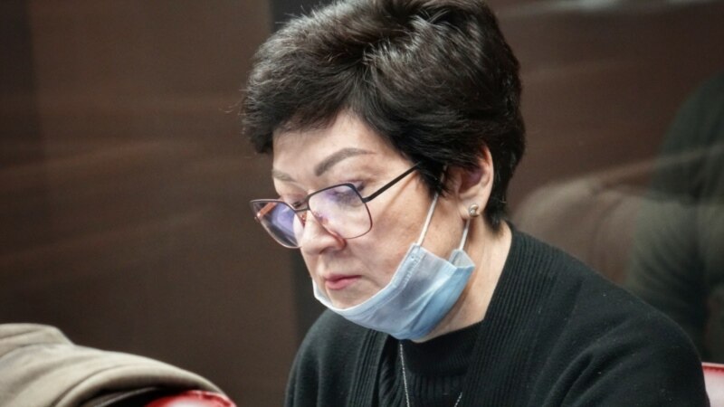 Крымскому адвокату Авамилевой вручили предостережение о «недопустимости нарушения закона» в День крымскотатарского флага