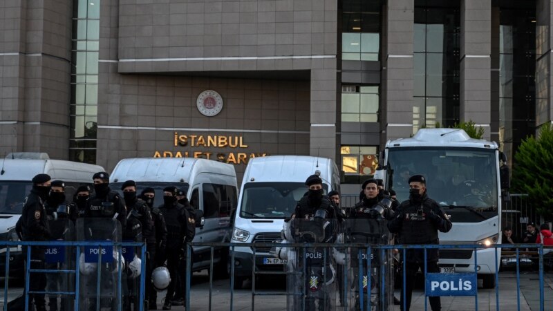În Turcia, poliția a arestat zeci de protestatari anti-inflație