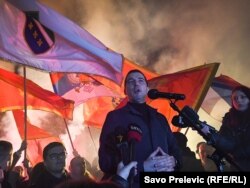 Aleksa Bečić, predsjednik stranke Demokratska Crna Gora se obraća demonstrantima u Podgorici, 16. februar 2022.