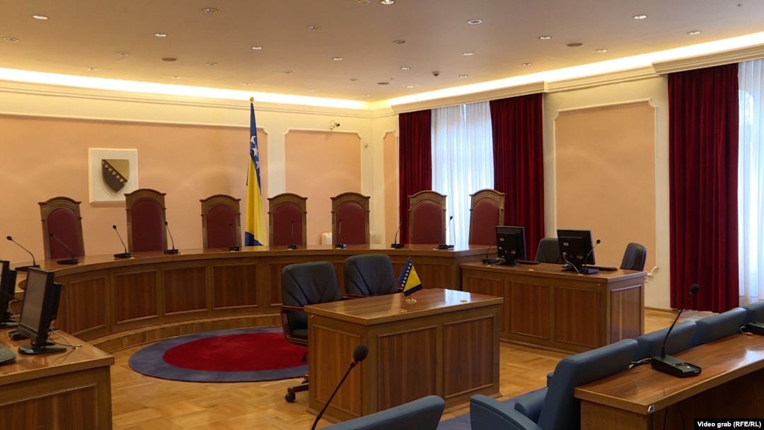 Ustavni sud BiH (prazna sala na slici) odlučuje o Zakonu o nepokretnoj imovini RS, Sarajevo, 11. februar 2022.