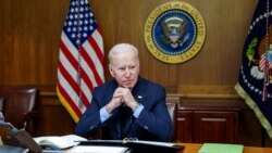 Președintele SUA, Joe Biden, în timpul discuției telefonice cu președintele Rusiei, Vladimir Putin, despre o posibilă invazie rusă în Ucraina.