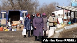 Piața din Leova, 10 februarie 2022. În februarie cel mai mult s-au scumpit alimentele, mai cu seamă legumele și pâinea