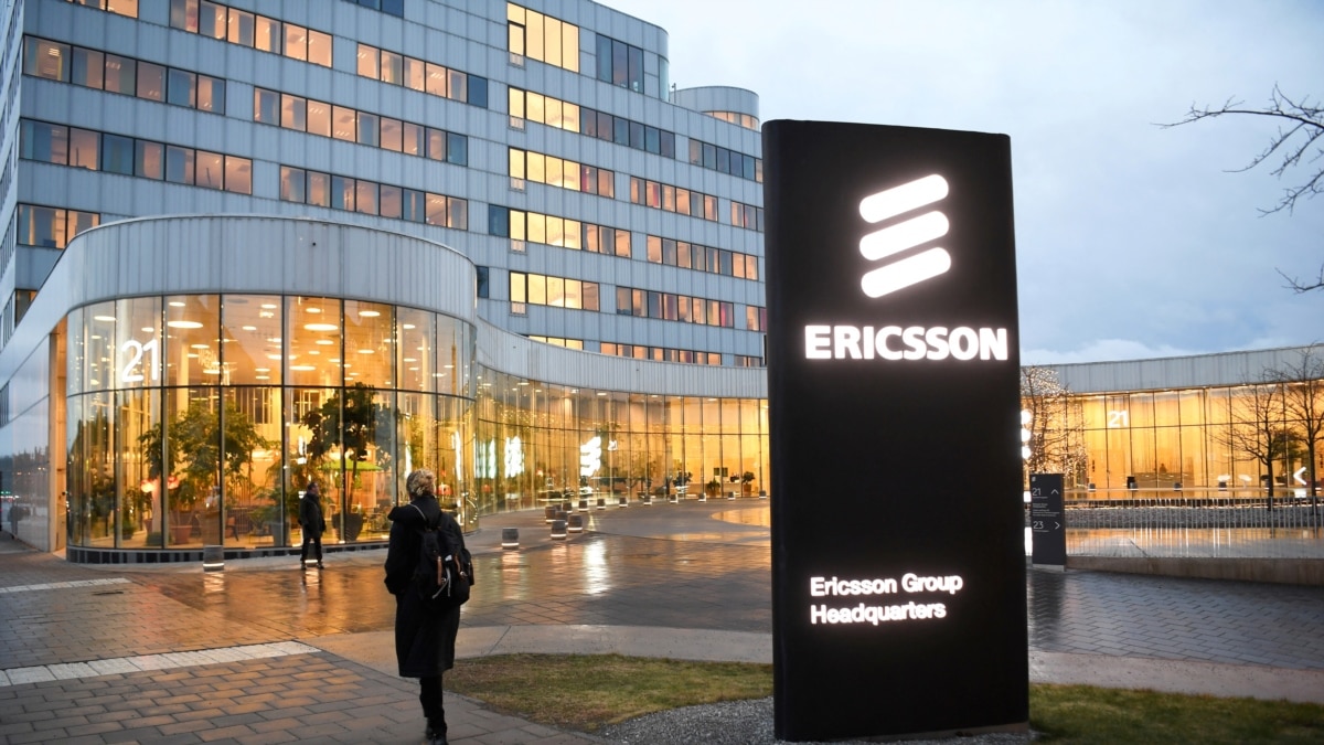 Ericsson зупиняє роботу в Росії