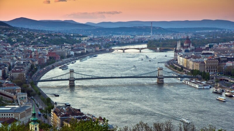 Будапештте Кыргызстан-Венгрия кызматташтыгы талкууланат