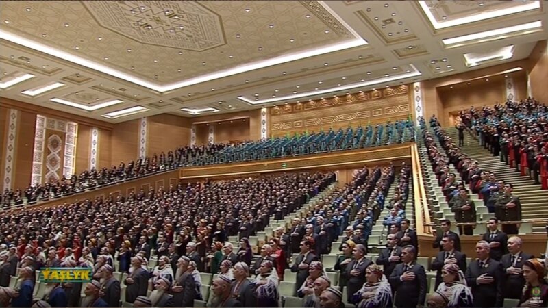Türkmenistanyň Milli Geňeşi ýatyryldy, Halk Maslahaty gaýtadan esaslandyryldy