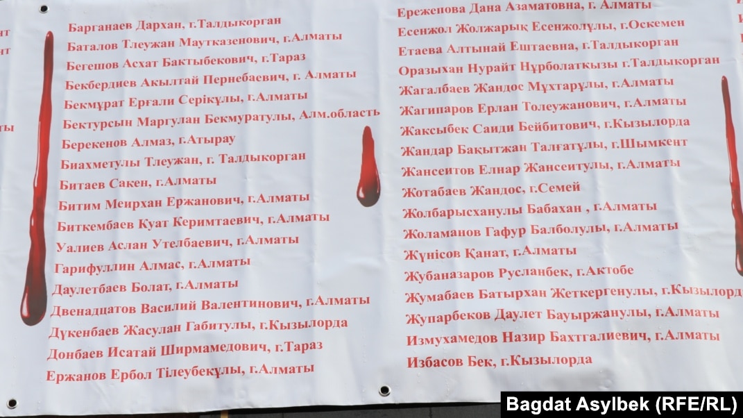 Порно леггинстердегі спорттық жопа